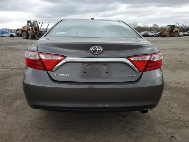 4T1BF1FK0GU532319 - 2016 TOYOTA CAMRY LE GRAY photo 6