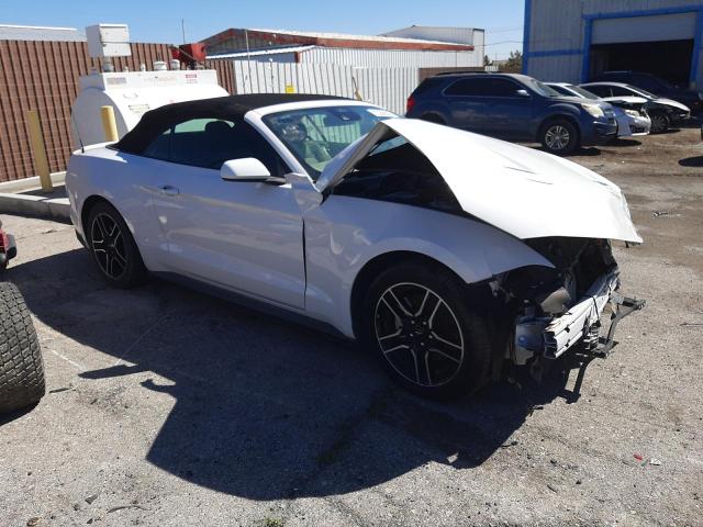 1FATP8UH0M5101058 - 2021 FORD MUSTANG WHITE photo 4
