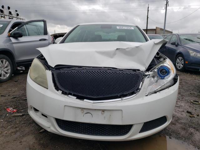 1G4PP5SKXF4109505 - 2015 BUICK VERANO WHITE photo 5