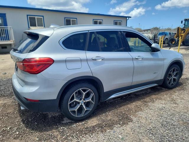 WBXHT3Z35H4A57362 - 2017 BMW X1 XDRIVE28I SILVER photo 3