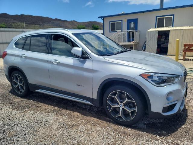 WBXHT3Z35H4A57362 - 2017 BMW X1 XDRIVE28I SILVER photo 4