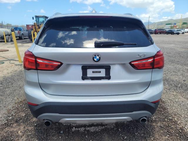 WBXHT3Z35H4A57362 - 2017 BMW X1 XDRIVE28I SILVER photo 6