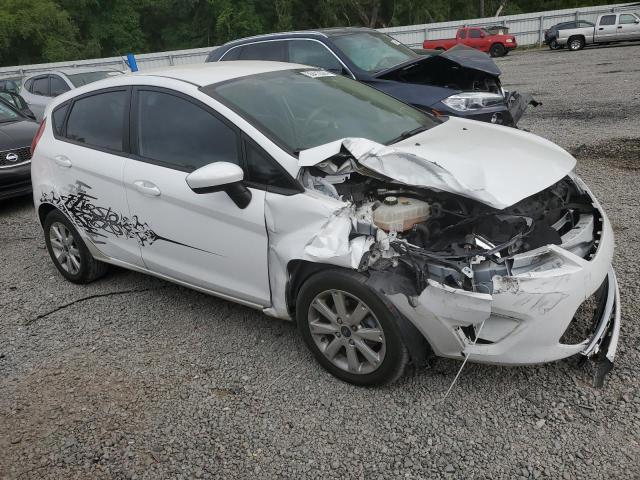 3FADP4EJ5BM108481 - 2011 FORD FIESTA SE WHITE photo 4