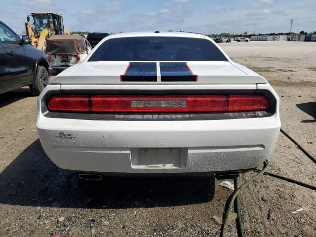 2B3CJ4DG3BH542847 - 2011 DODGE CHALLENGER WHITE photo 6