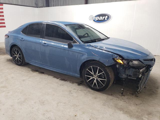 4T1G11AK5PU096613 - 2023 TOYOTA CAMRY SE NIGHT SHADE BLUE photo 4