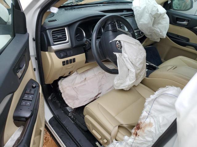 5TDKZRFH5KS553176 - 2019 TOYOTA HIGHLANDER SE WHITE photo 8