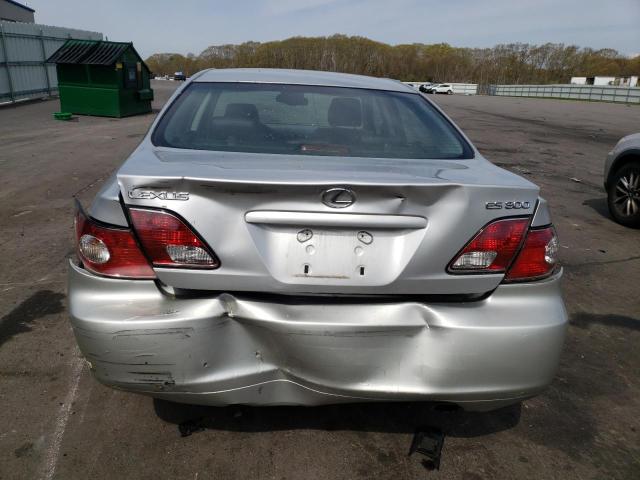 JTHBF30G320009055 - 2002 LEXUS ES 300 SILVER photo 6