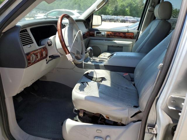 5LMFU27525LJ17394 - 2005 LINCOLN NAVIGATOR 银色 照片 7