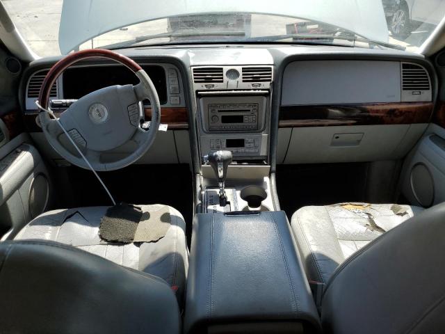 5LMFU27525LJ17394 - 2005 LINCOLN NAVIGATOR 银色 照片 8