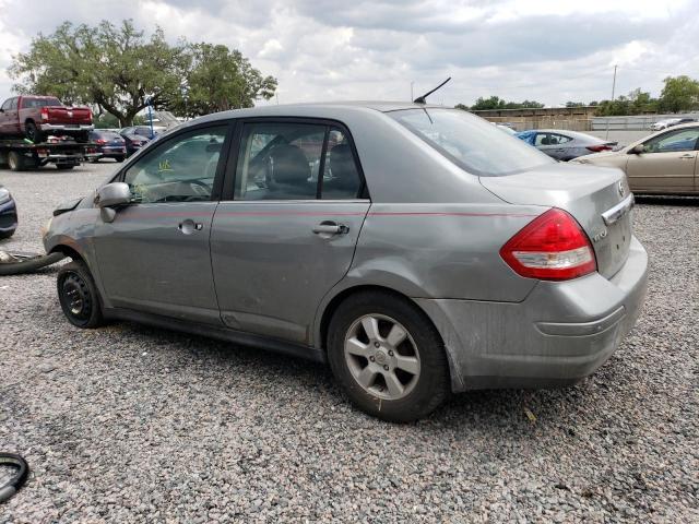 3N1BC11E47L399902 - 2007 NISSAN VERSA S GRAY photo 2