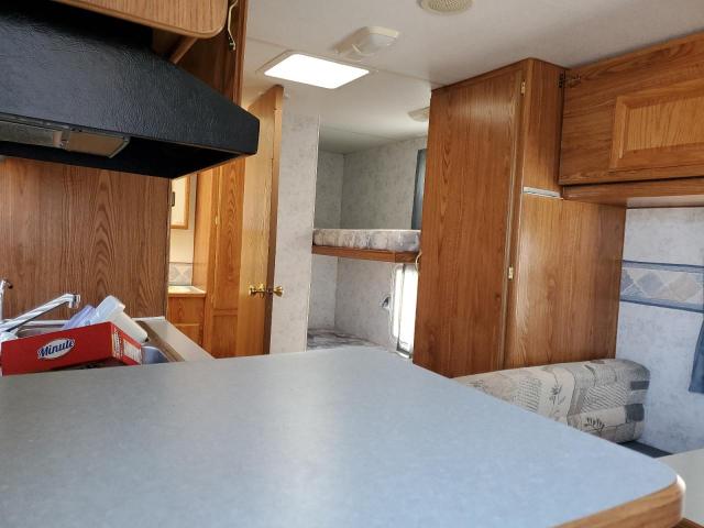 1ED1Z242110919353 - 2001 HEARTLAND WILDERNESS WHITE photo 6