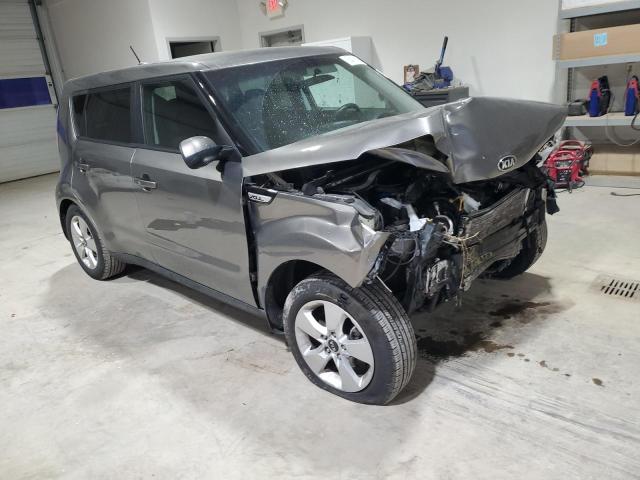 KNDJN2A2XJ7572879 - 2018 KIA SOUL SILVER photo 4