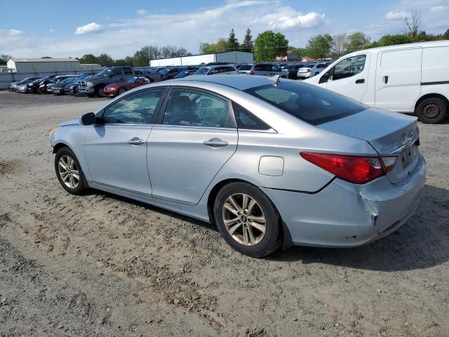 5NPEB4AC8CH423299 - 2012 HYUNDAI SONATA GLS WHITE photo 2