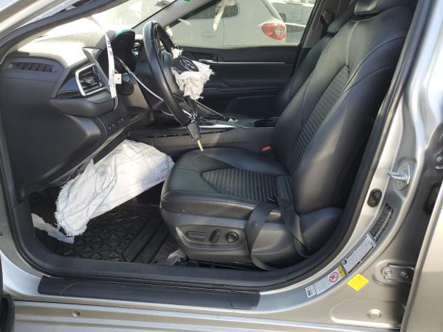 JTNB11HK6J3028365 - 2018 TOYOTA CAMRY L SILVER photo 7