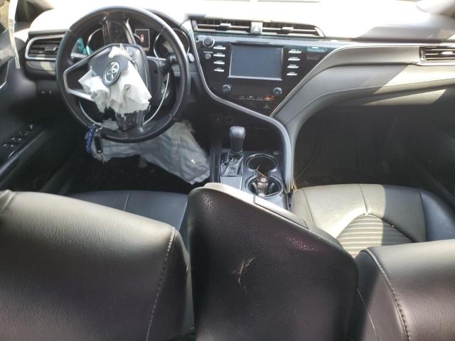 JTNB11HK6J3028365 - 2018 TOYOTA CAMRY L SILVER photo 8