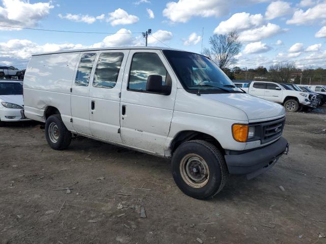 1FTSS34L14HB47878 - 2004 FORD ECONOLINE E350 SUPER DUTY VAN WHITE photo 4