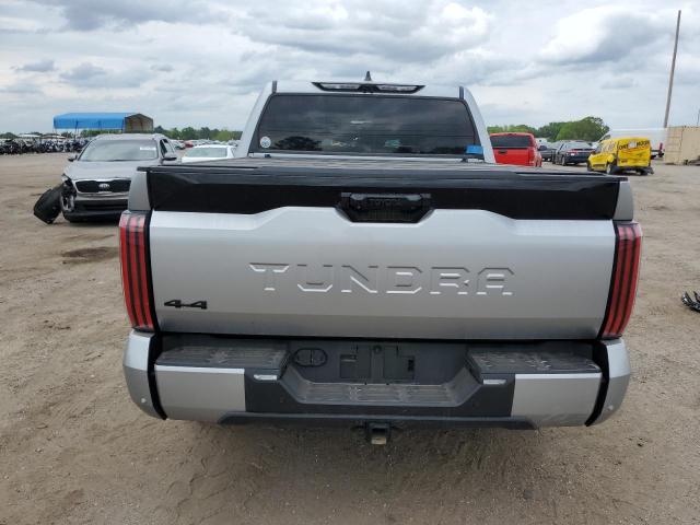 5TFNA5DB0PX075200 - 2023 TOYOTA TUNDRA CREWMAX PLATINUM Silber Foto 6