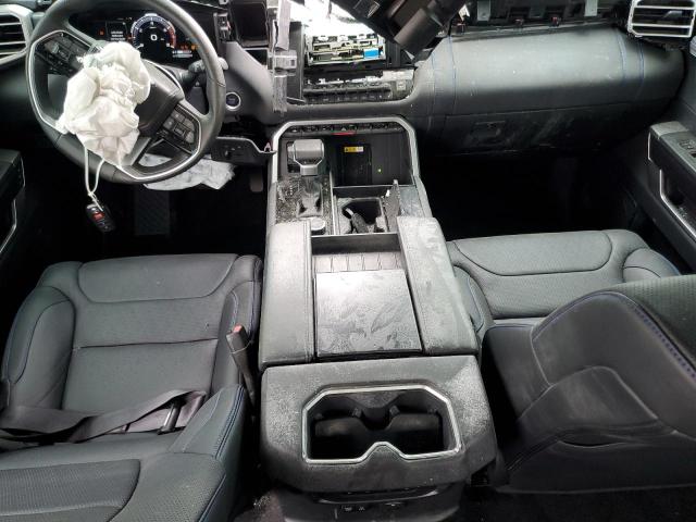 5TFNA5DB0PX075200 - 2023 TOYOTA TUNDRA CREWMAX PLATINUM Silber Foto 8