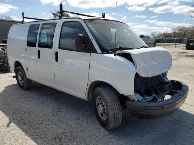 1GCWGFBA7D1151769 - 2013 CHEVROLET EXPRESS G2 WHITE photo 4