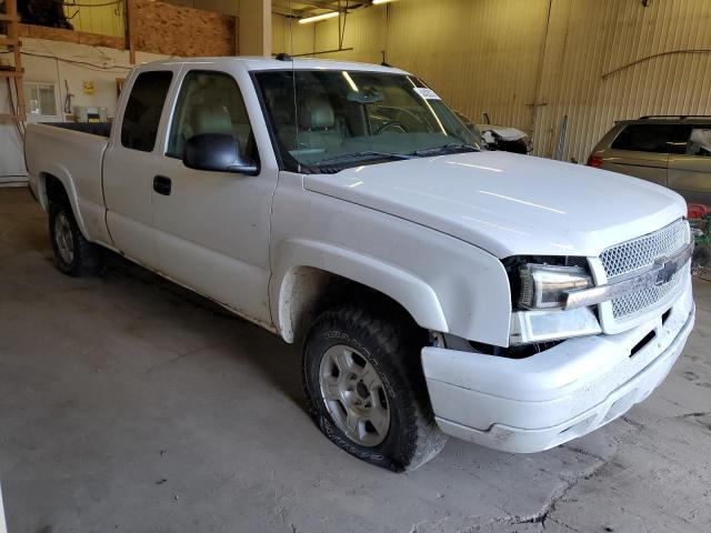 1GCEK19ZX5Z274686 - 2005 CHEVROLET SILVERADO K1500 WHITE photo 4