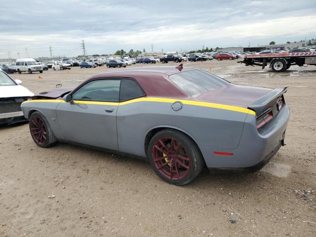 2C3CDZFJ3KH581485 - 2019 DODGE CHALLENGER R/T SCAT PACK YELLOW photo 2