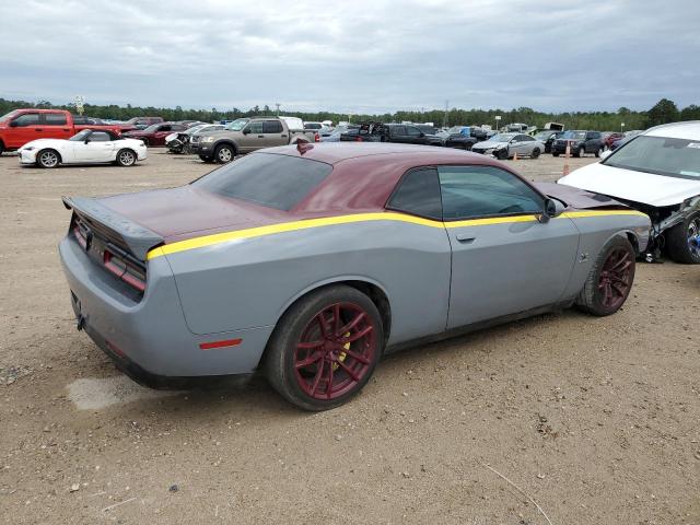 2C3CDZFJ3KH581485 - 2019 DODGE CHALLENGER R/T SCAT PACK YELLOW photo 3