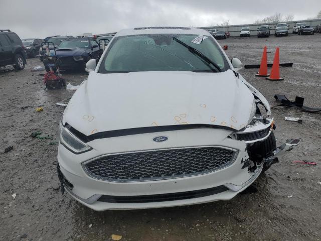 3FA6P0RU8LR139850 - 2020 FORD FUSION TITANIUM WHITE photo 5