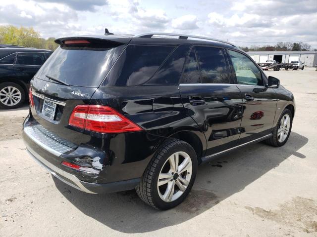 4JGDA5HB9CA032750 - 2012 MERCEDES-BENZ ML 350 4MATIC BLACK photo 3