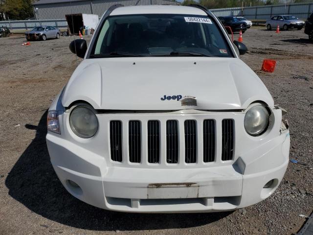 1J8FF47W58D514109 - 2008 JEEP COMPASS SPORT WHITE photo 5