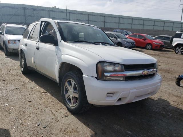 1GNDT13S962289704 - 2006 CHEVROLET TRAILBLAZE LS WHITE photo 4