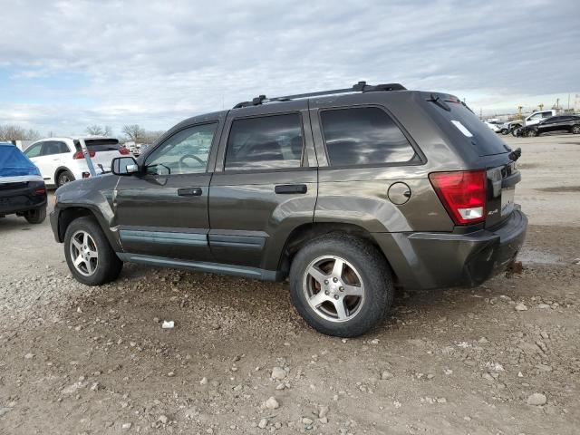 1J4GR48KX5C691281 - 2005 JEEP GRAND CHER LAREDO CHARCOAL photo 2