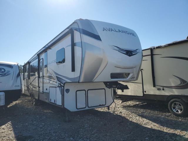 4YDFAVT28NE761822 - 2022 KEYSTONE AVALANCHE ორფეროვანი ფოტო 1