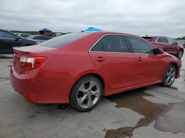 4T1BF1FK9CU617878 - 2012 TOYOTA CAMRY BASE RED photo 3