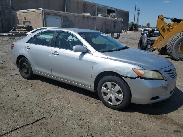 4T1BE46KX9U324276 - 2009 TOYOTA CAMRY BASE SILVER photo 4