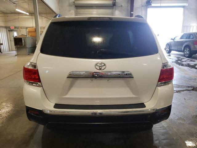 5TDBK3EH8CS166450 - 2012 TOYOTA HIGHLANDER BASE WHITE photo 6