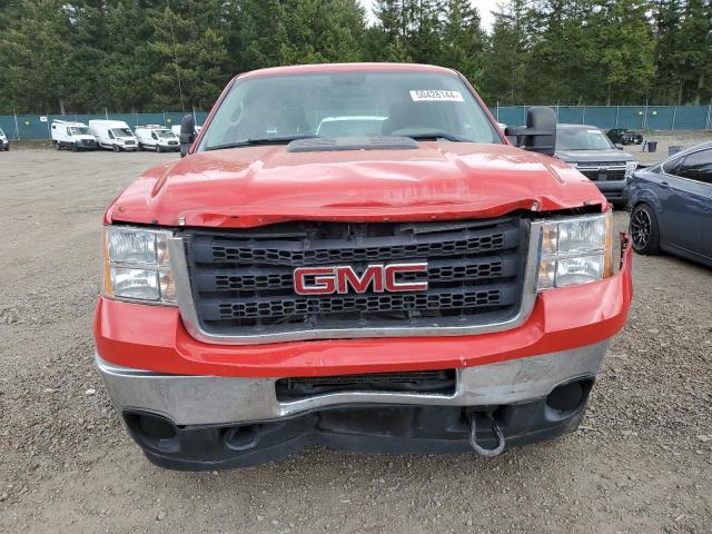 1GT21ZCG7DZ409035 - 2013 GMC SIERRA C2500 HEAVY DUTY RED photo 5