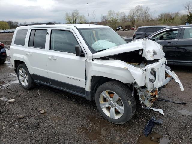 1C4NJPFA7CD557058 - 2012 JEEP PATRIOT LATITUDE WHITE photo 4