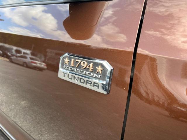 5TFGY5F1XEX162690 - 2014 TOYOTA TUNDRA CREWMAX PLATINUM Braun Foto 11