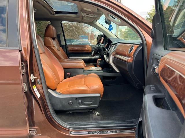 5TFGY5F1XEX162690 - 2014 TOYOTA TUNDRA CREWMAX PLATINUM Braun Foto 5