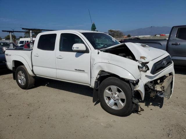 5TFJU4GNXEX057693 - 2014 TOYOTA TACOMA DOUBLE CAB PRERUNNER WHITE photo 4