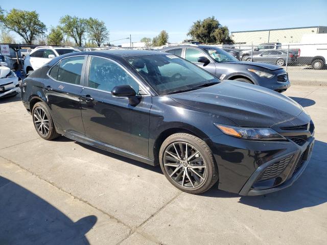 4T1G11AKXPU760260 - 2023 TOYOTA CAMRY SE NIGHT SHADE BLACK photo 4