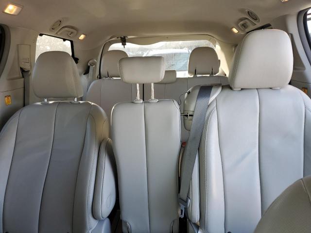 5TDYK3DCXCS278957 - 2012 TOYOTA SIENNA XLE Silber Foto 10