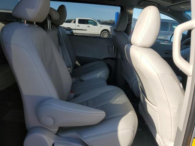 5TDYK3DCXCS278957 - 2012 TOYOTA SIENNA XLE Silber Foto 11