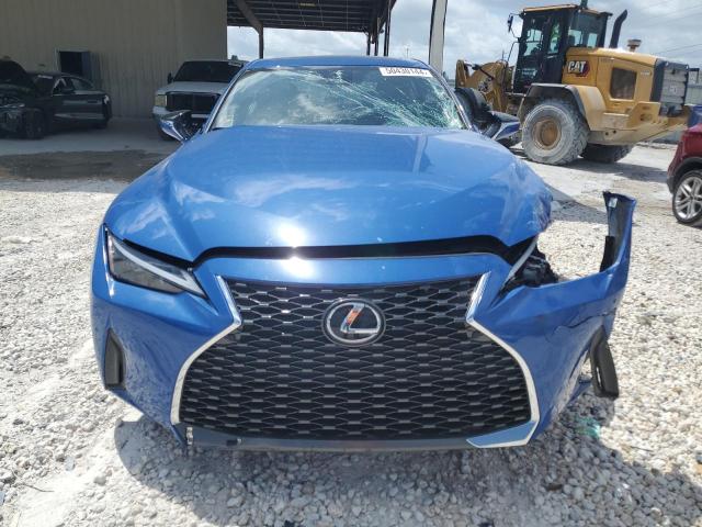 JTHCA1D22M5114939 - 2021 LEXUS IS 300 BLUE photo 5