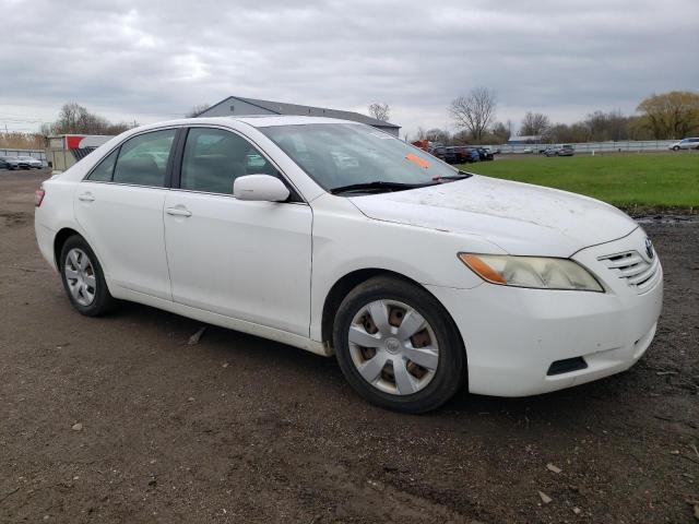 4T1BE46K17U538442 - 2007 TOYOTA CAMRY CE WHITE photo 4