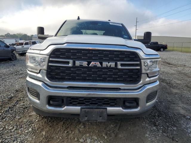 3C6UR5DL6NG119819 - 2022 RAM 2500 BIG HORN/LONE STAR WHITE photo 5