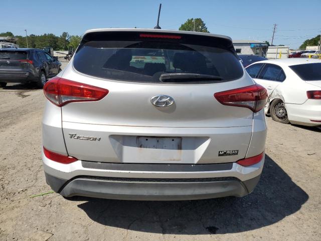 KM8J23A46GU117923 - 2016 HYUNDAI TUCSON SE SILVER photo 6