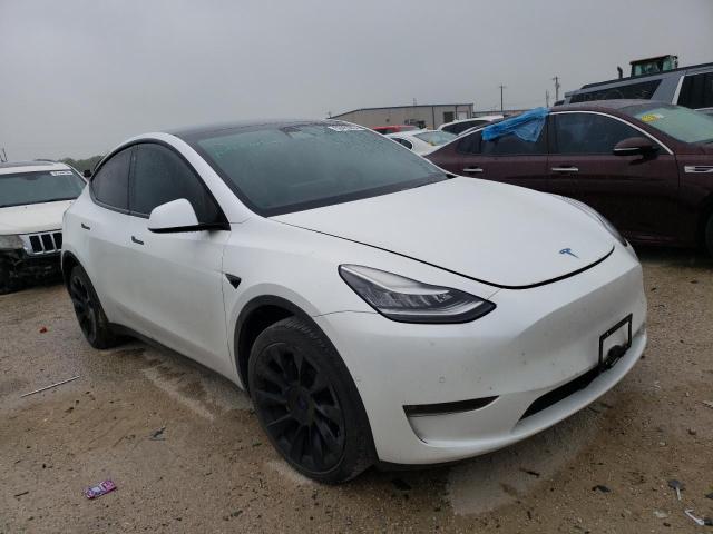 5YJYGDEE6LF012864 - 2020 TESLA MODEL Y WHITE photo 4