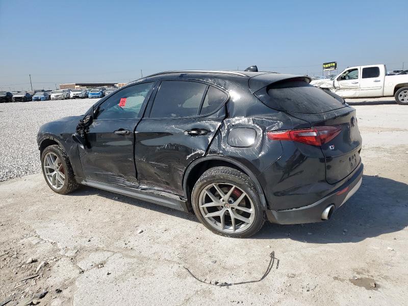 ZASFAKNN9J7B74334 - 2018 ALFA ROMEO STELVIO TI SPORT BLACK photo 2