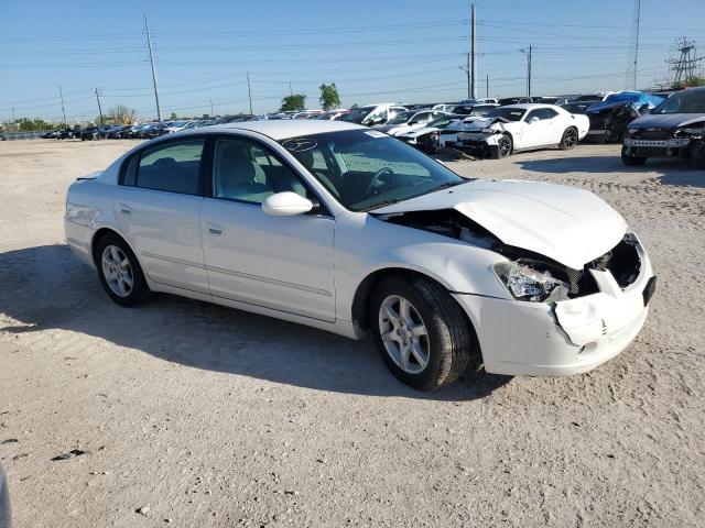 1N4AL11EX5C319011 - 2005 NISSAN ALTIMA S WHITE photo 4